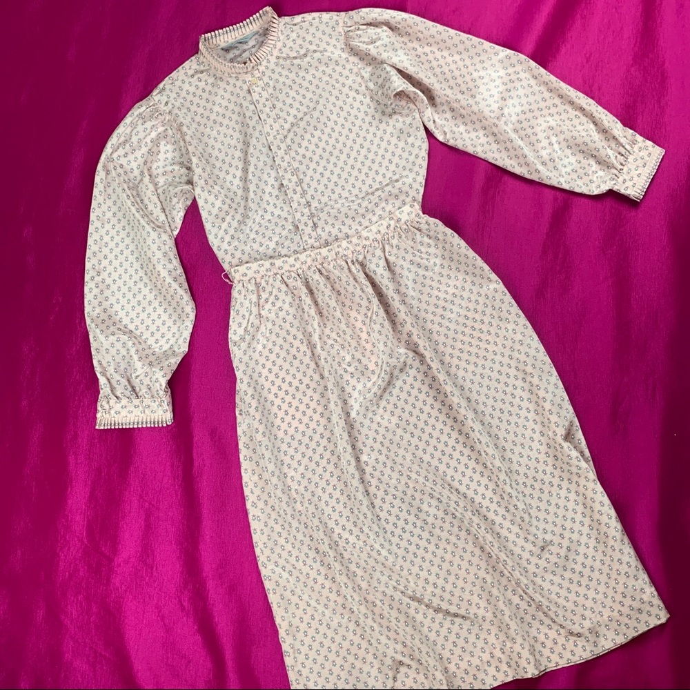 Vintage Pink Skirt Set by Intuitions